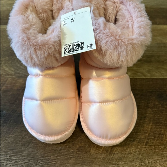 Pink Furry Boots with Bow and Character Detail - Picture 2 of 5